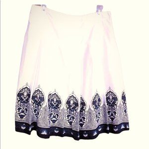 JONES WEAR | Pleated Skirt